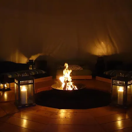 Levaltipis אוהל מפואר Saint-Gâtien-des-Bois