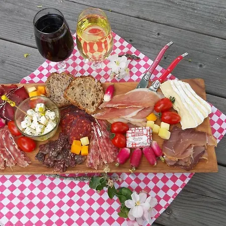 Levaltipis אוהל מפואר Saint-Gâtien-des-Bois