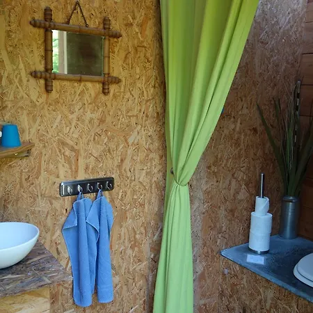 Levaltipis אוהל מפואר *