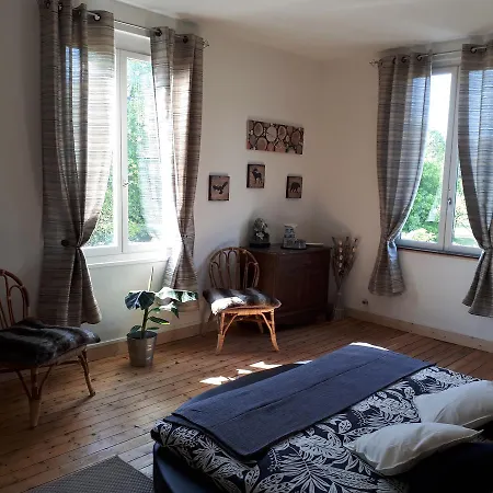 Levaltipis אוהל מפואר Saint-Gâtien-des-Bois