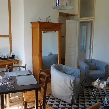 Levaltipis אוהל מפואר *